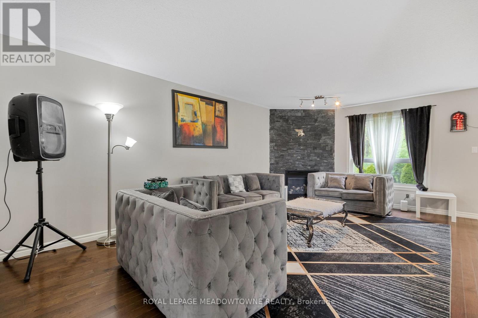 Photo 7 of 1162 Smither Road, London North ON