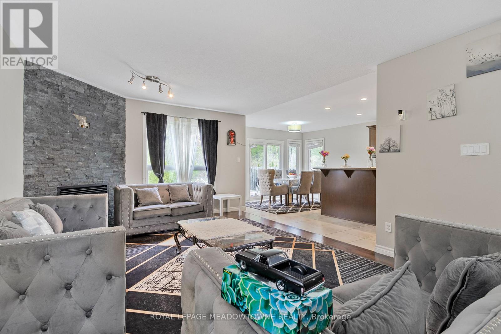 Photo 9 of 1162 Smither Road, London North ON