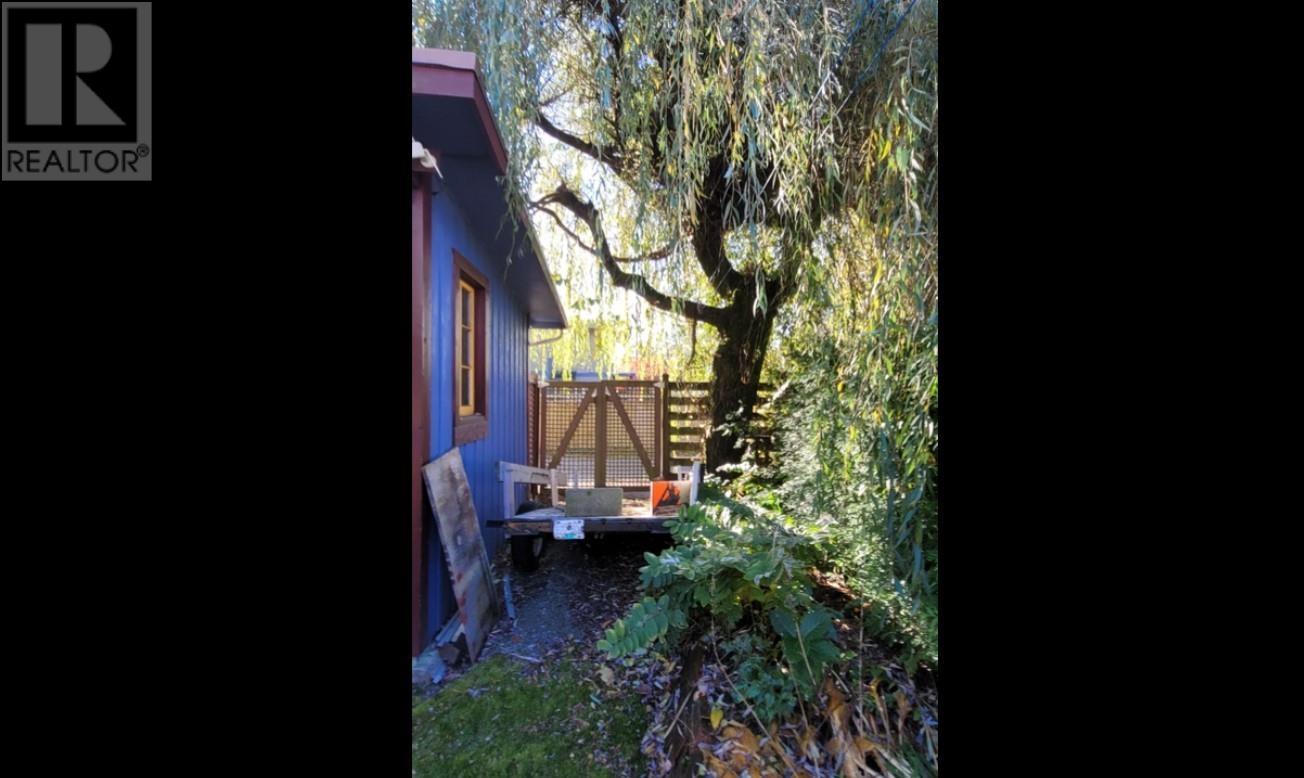Photo 26 of 20530 Westfield Avenue, Maple Ridge BC