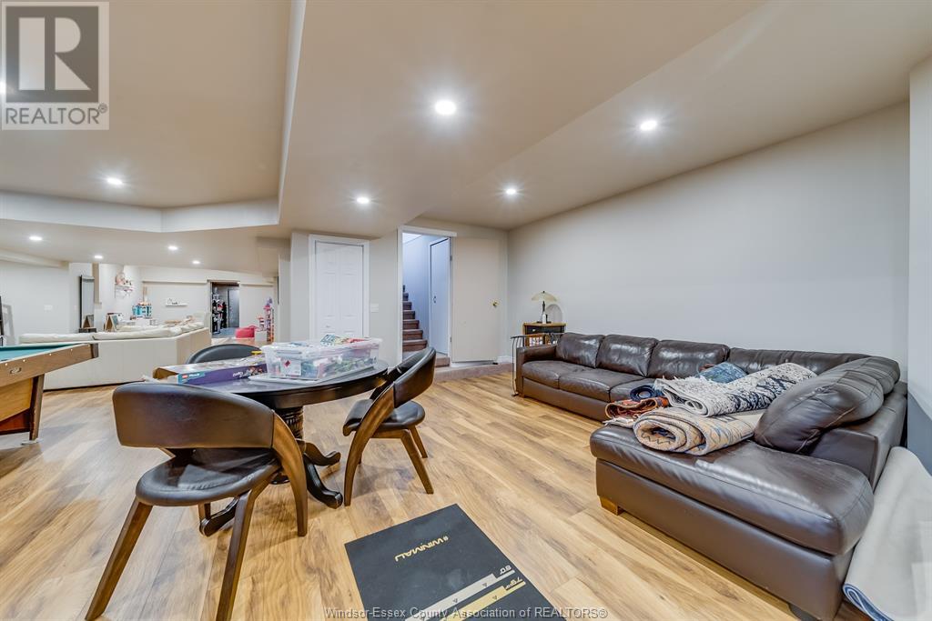 Photo 32 of 846 Park, Kingsville ON