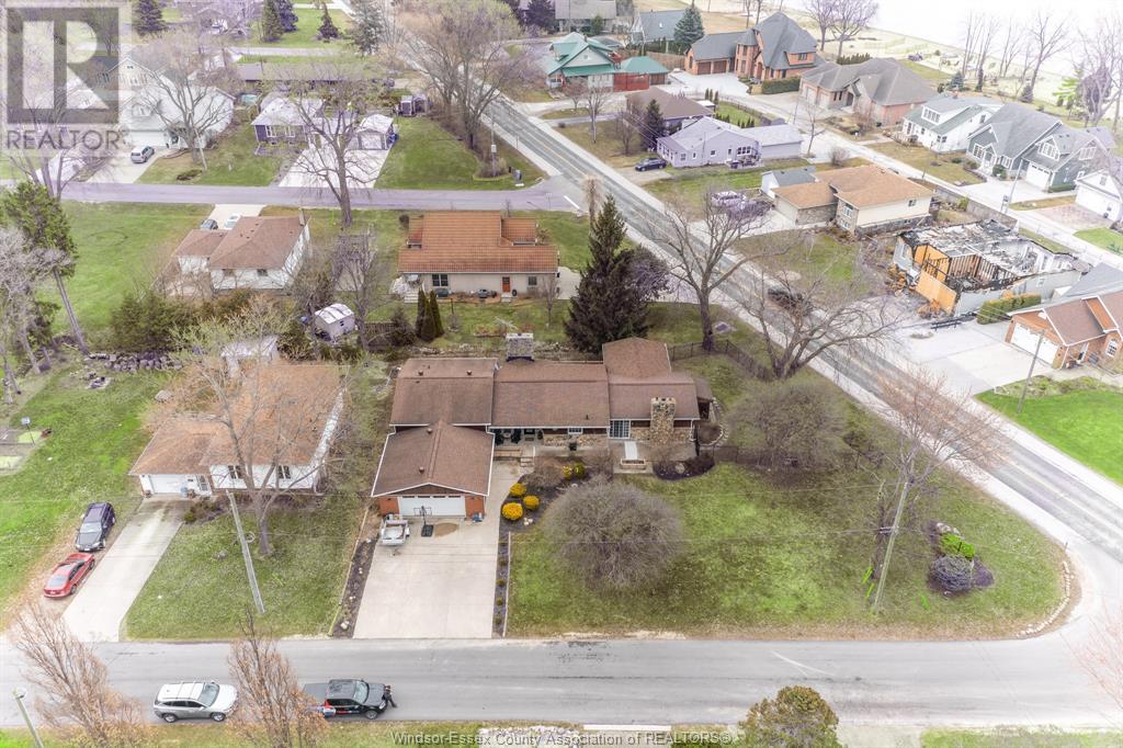 Photo 4 of 846 Park, Kingsville ON