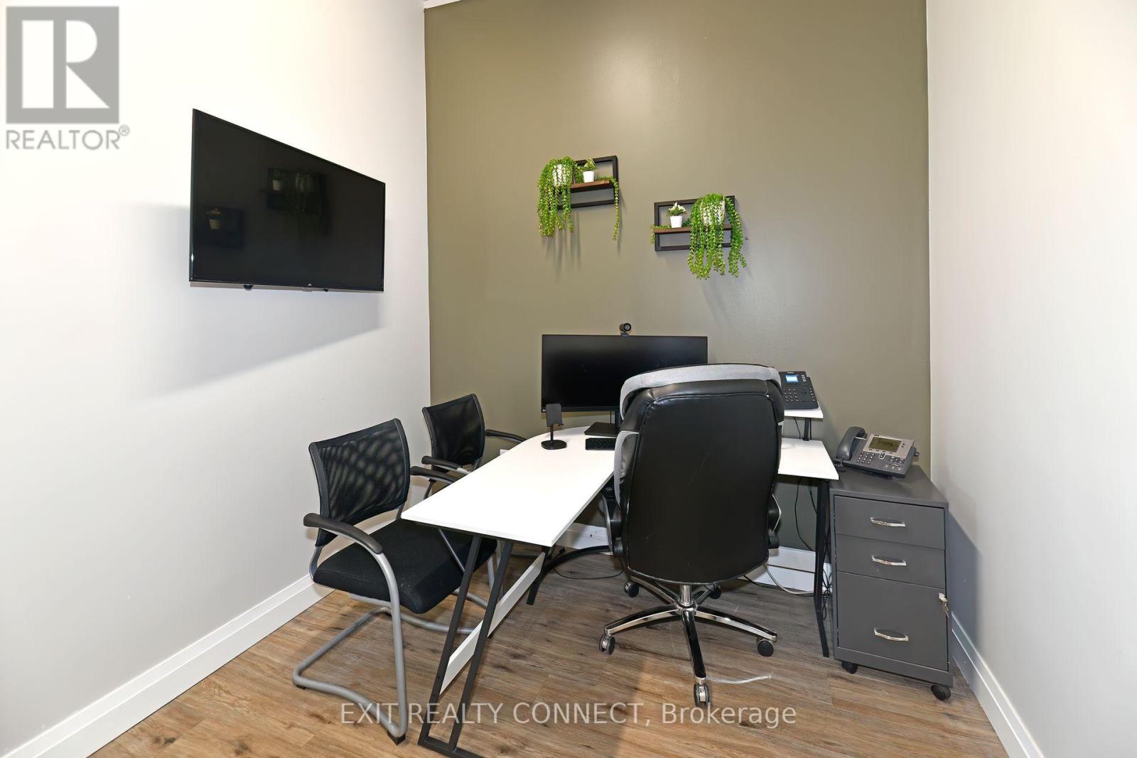 Photo 10 of 209 3485 Rebecca Street, Oakville ON