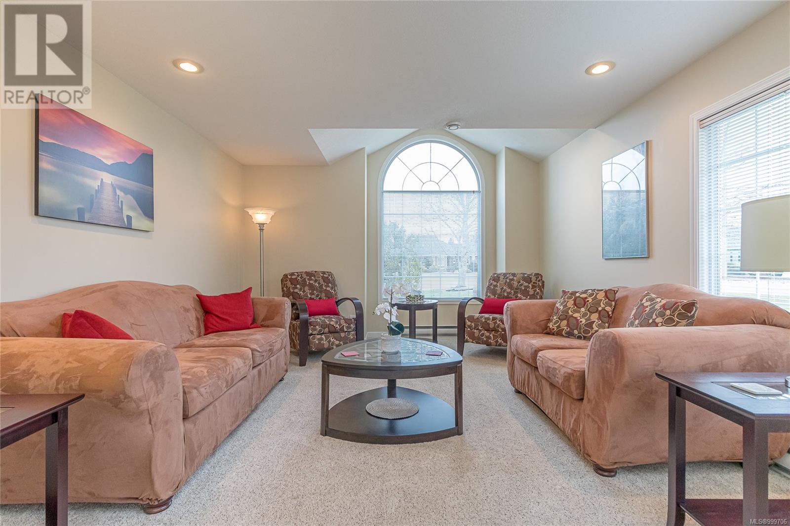 639 Eagle Tree Close, Parksville real estate listing 999706