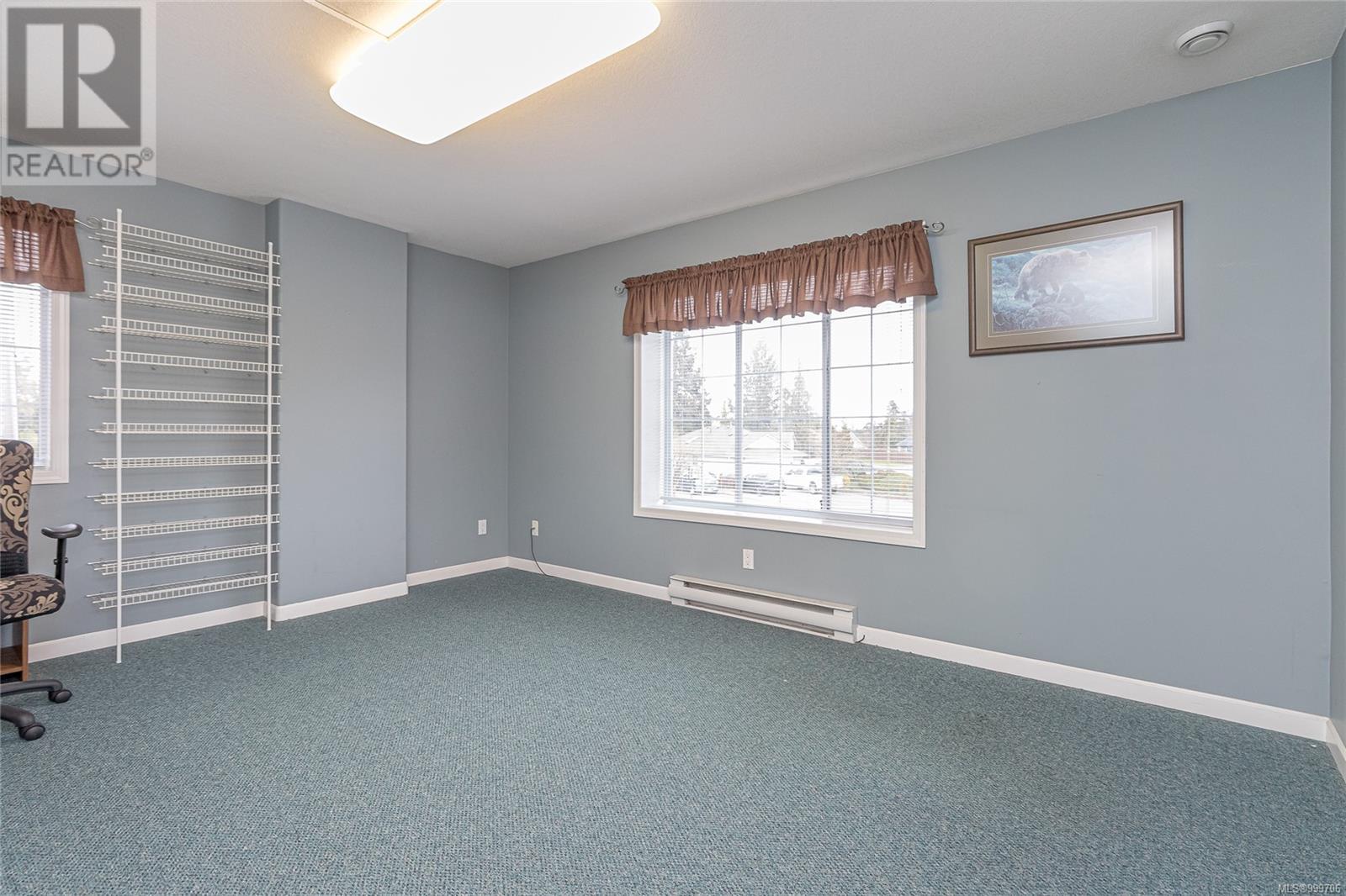 639 Eagle Tree Close, Parksville real estate listing 999706