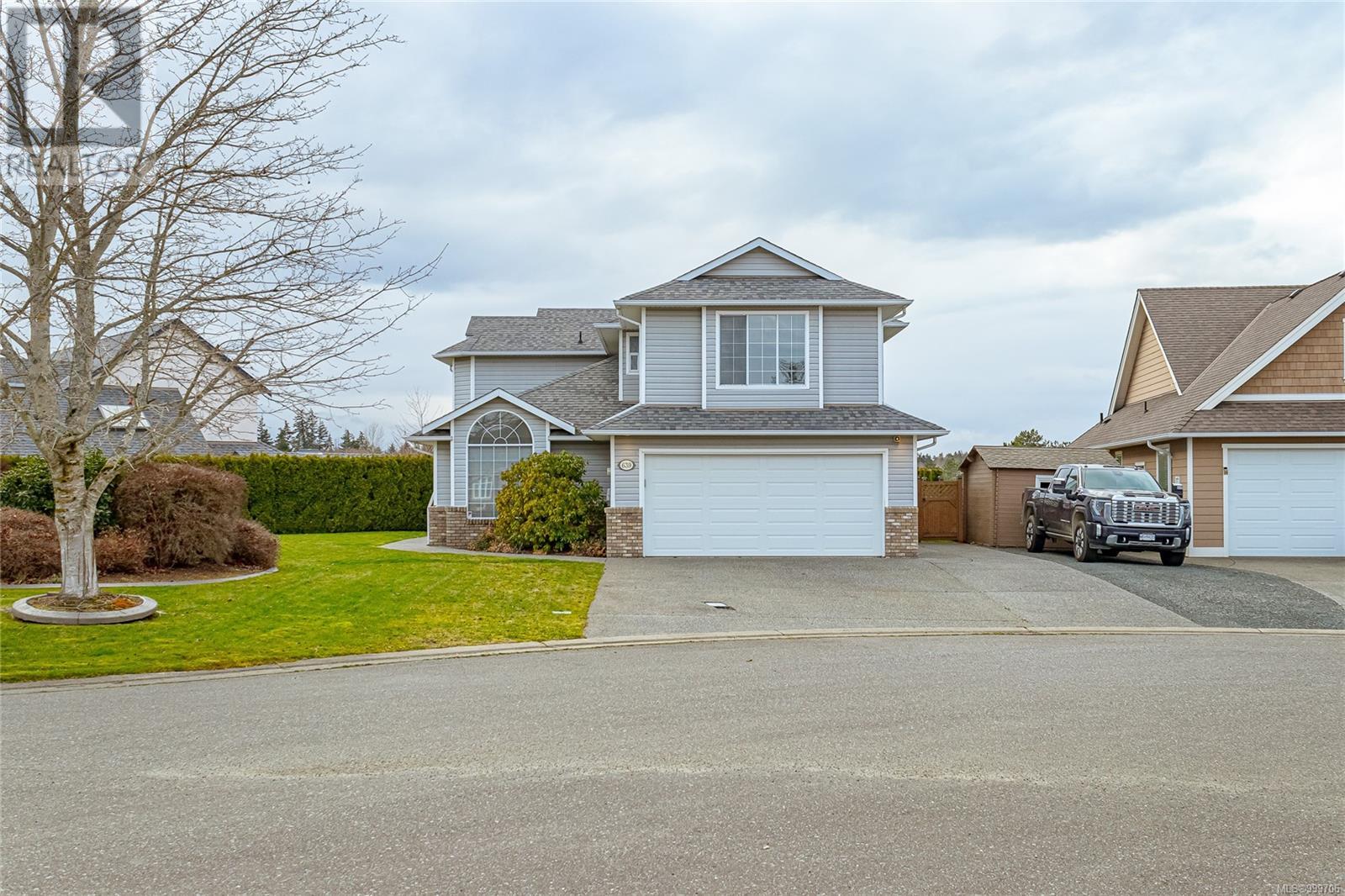 639 Eagle Tree Close, Parksville real estate listing 999706