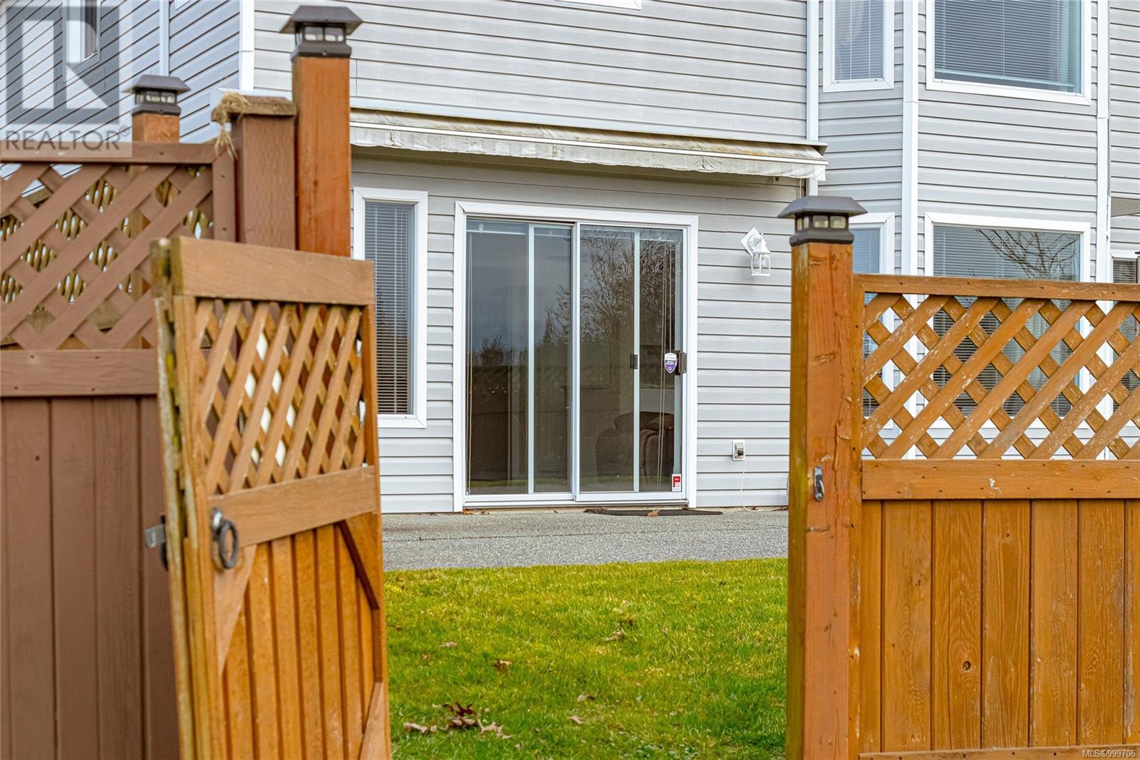 639 Eagle Tree Close, Parksville real estate listing 999706