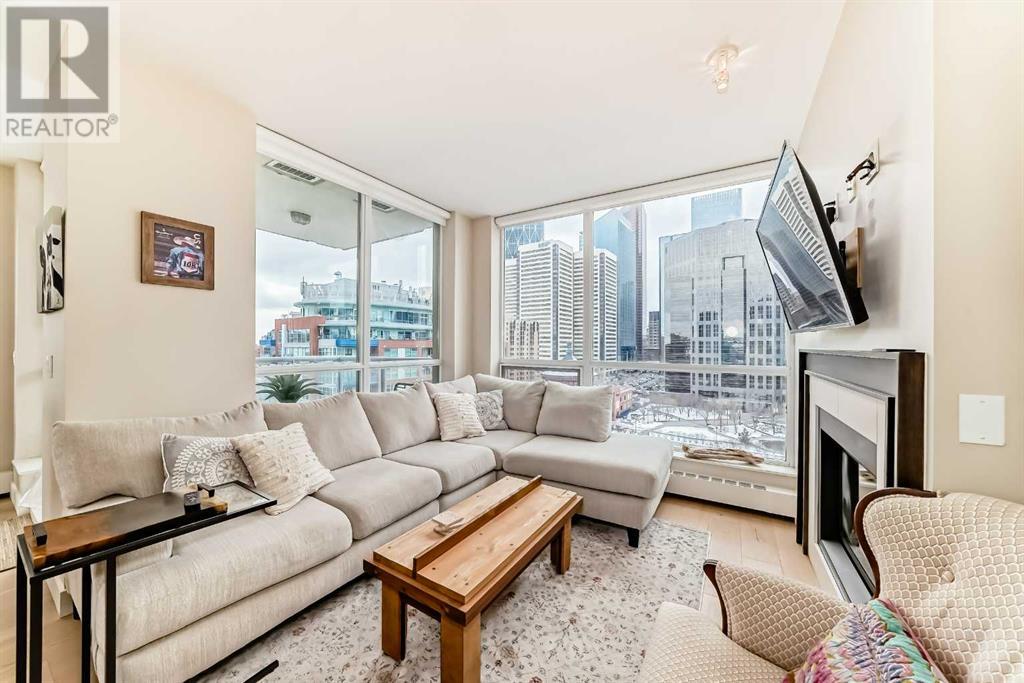 Single Family House for Sale in   Riverfront Avenue SW Chinatown Calgary 