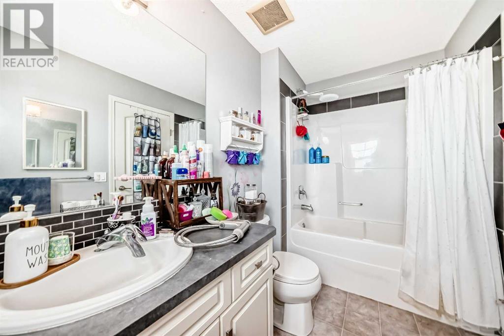 Single Family House for Sale in  New Brighton Grove SE New Brighton Calgary 