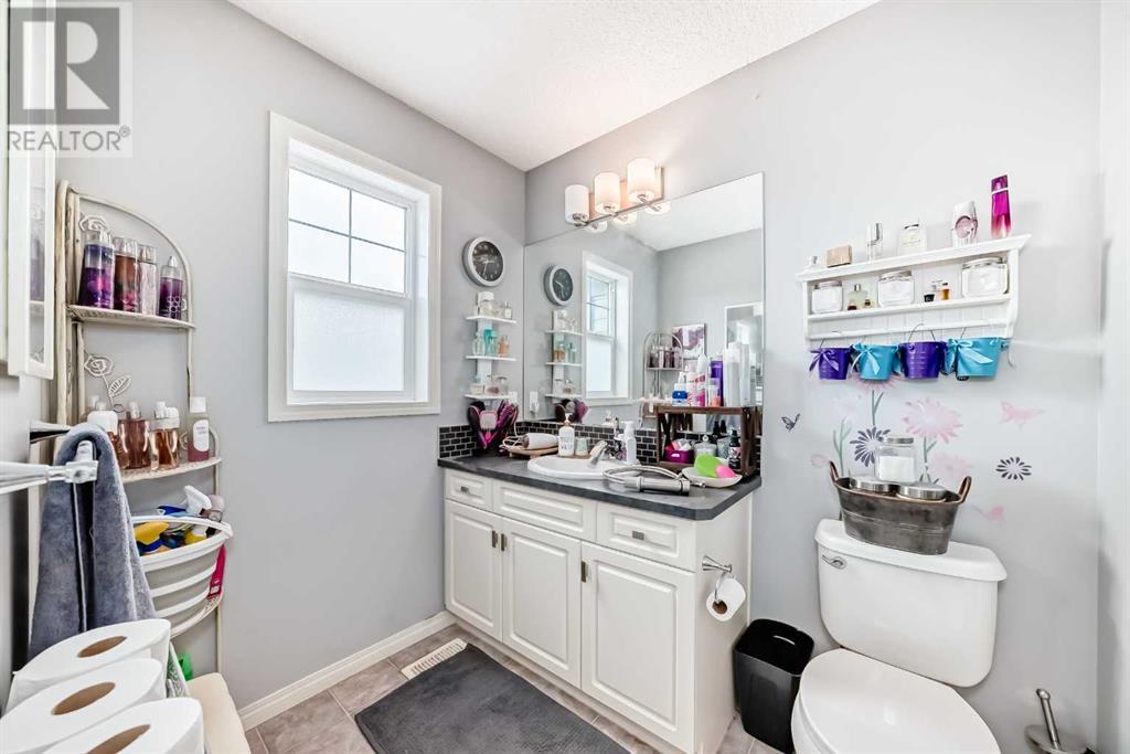 Single Family House for Sale in  New Brighton Grove SE New Brighton Calgary 
