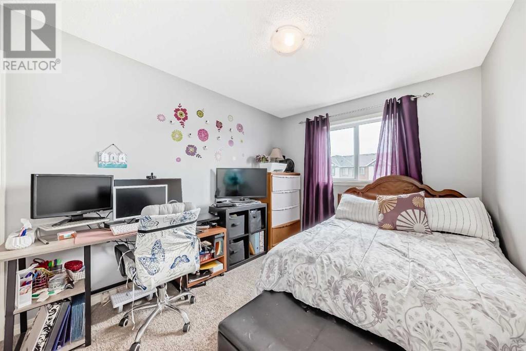 Single Family House for Sale in  New Brighton Grove SE New Brighton Calgary 