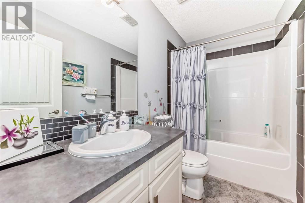 Single Family House for Sale in  New Brighton Grove SE New Brighton Calgary 