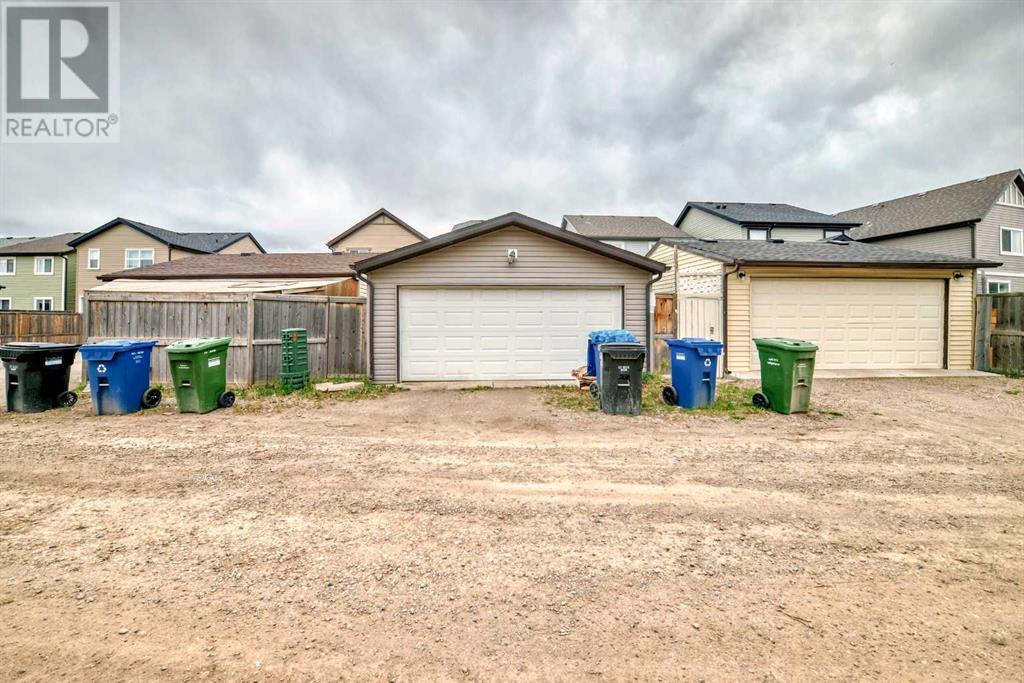 Single Family House for Sale in  New Brighton Grove SE New Brighton Calgary 