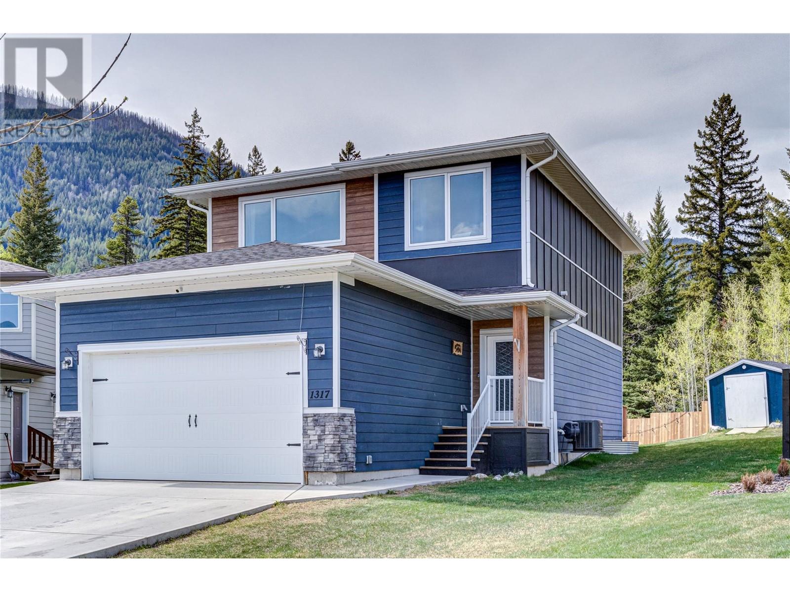 1317 CHERRYWOOD Boulevard, Sparwood