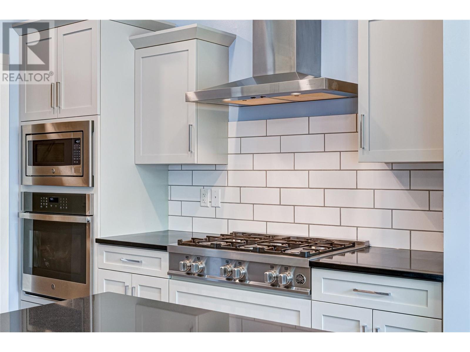 1317 CHERRYWOOD Boulevard, Sparwood