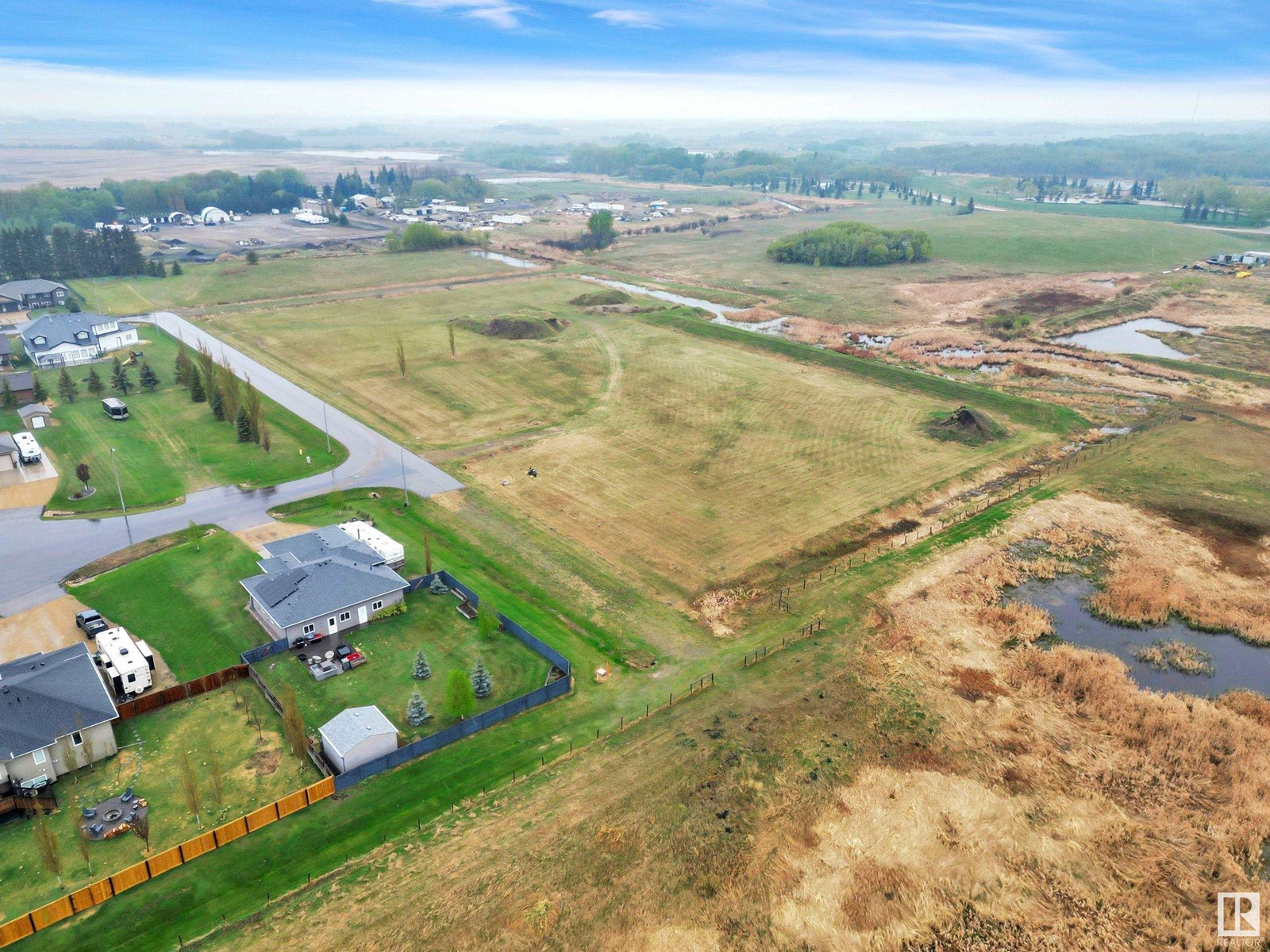 Photo 7 of 4901 62 St, Wetaskiwin AB