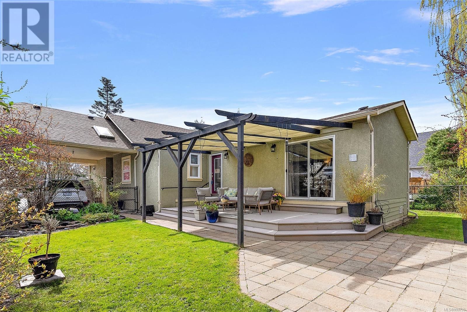  2298 Malaview Avenue, Sidney
