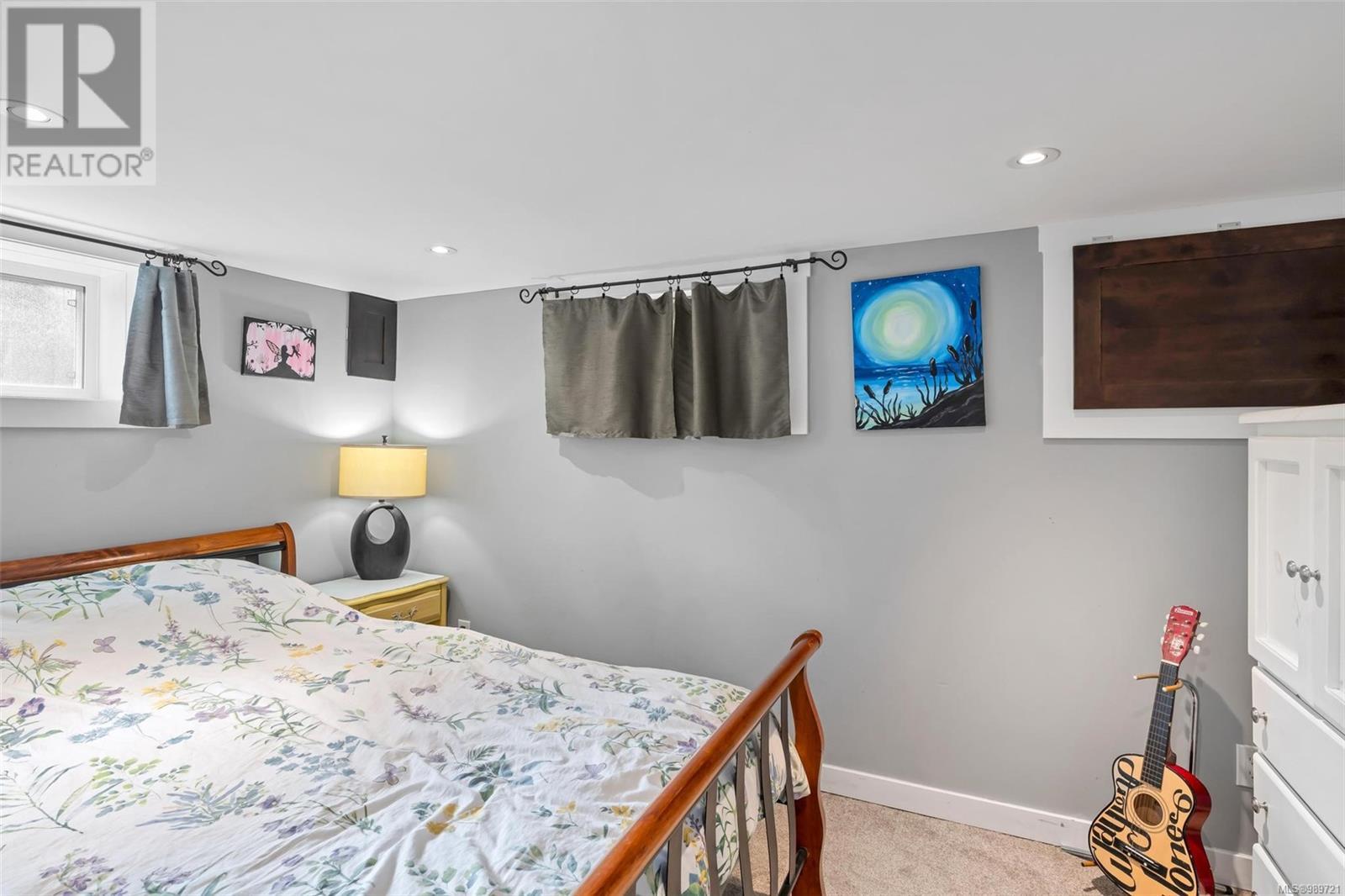  3595 Garland Avenue, Cobble Hill