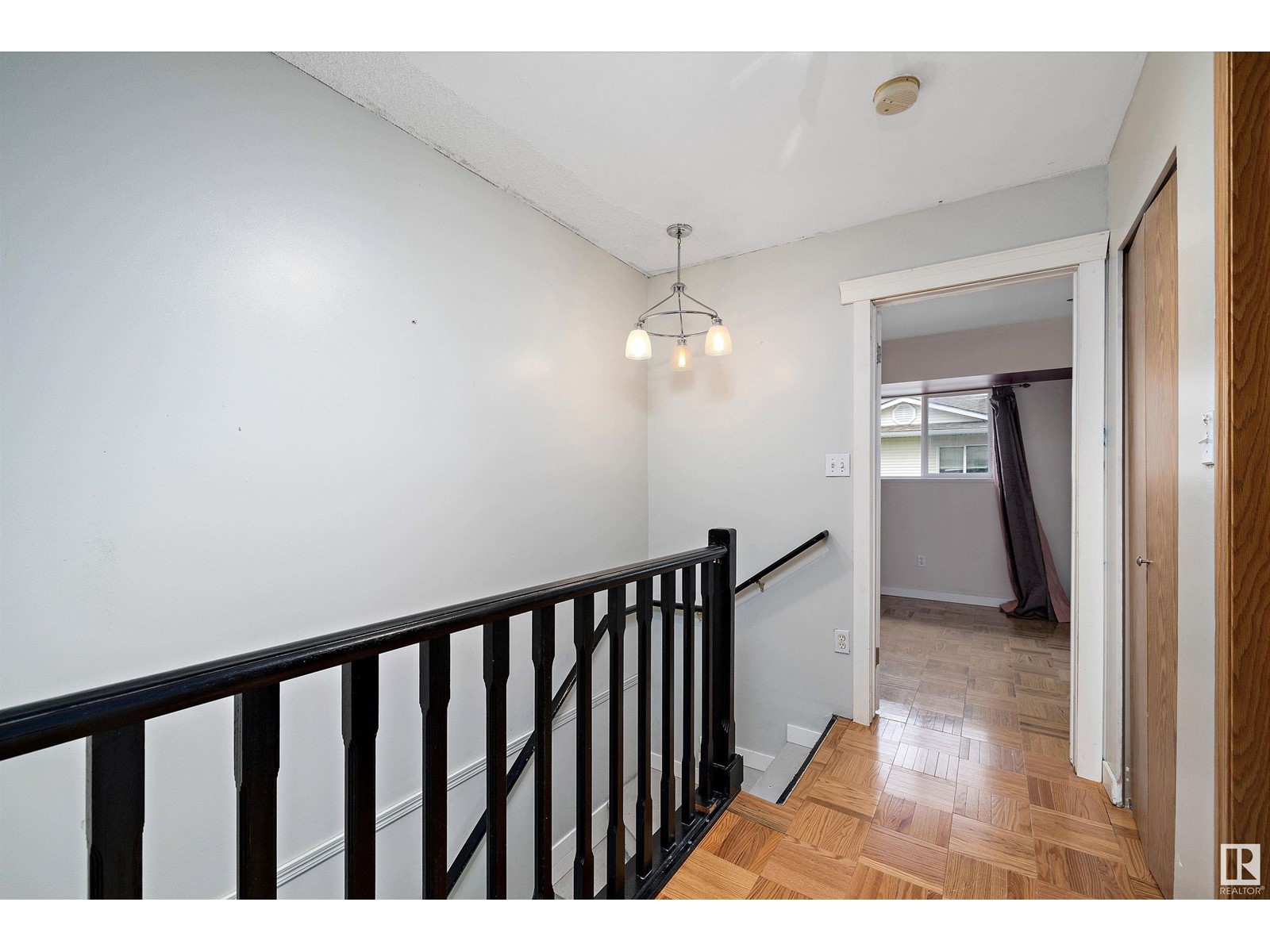 #608 610 King ST S, Spruce Grove