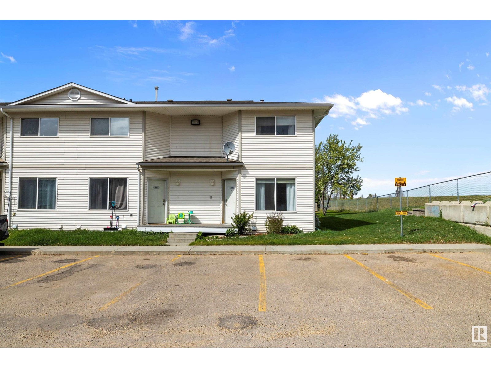 #608 610 King ST S, Spruce Grove