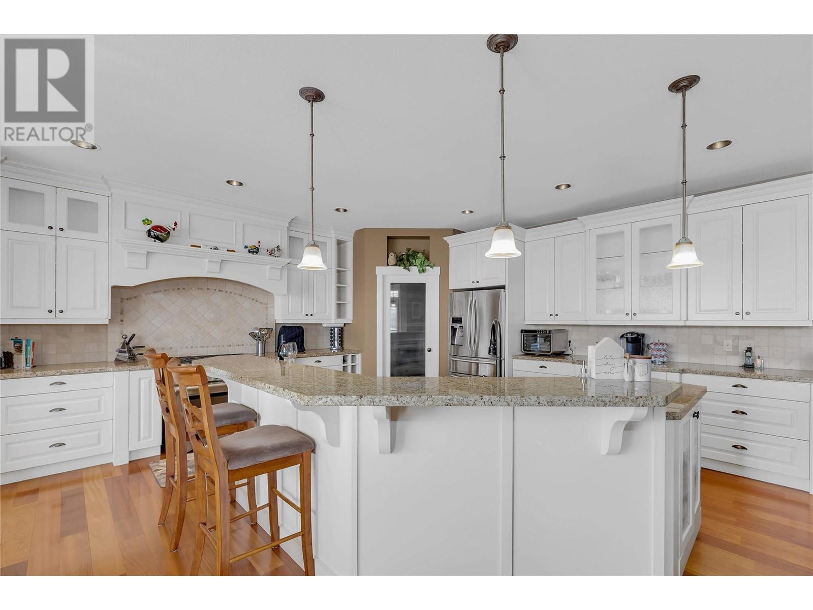  1487 Pinot Gris Drive, West Kelowna