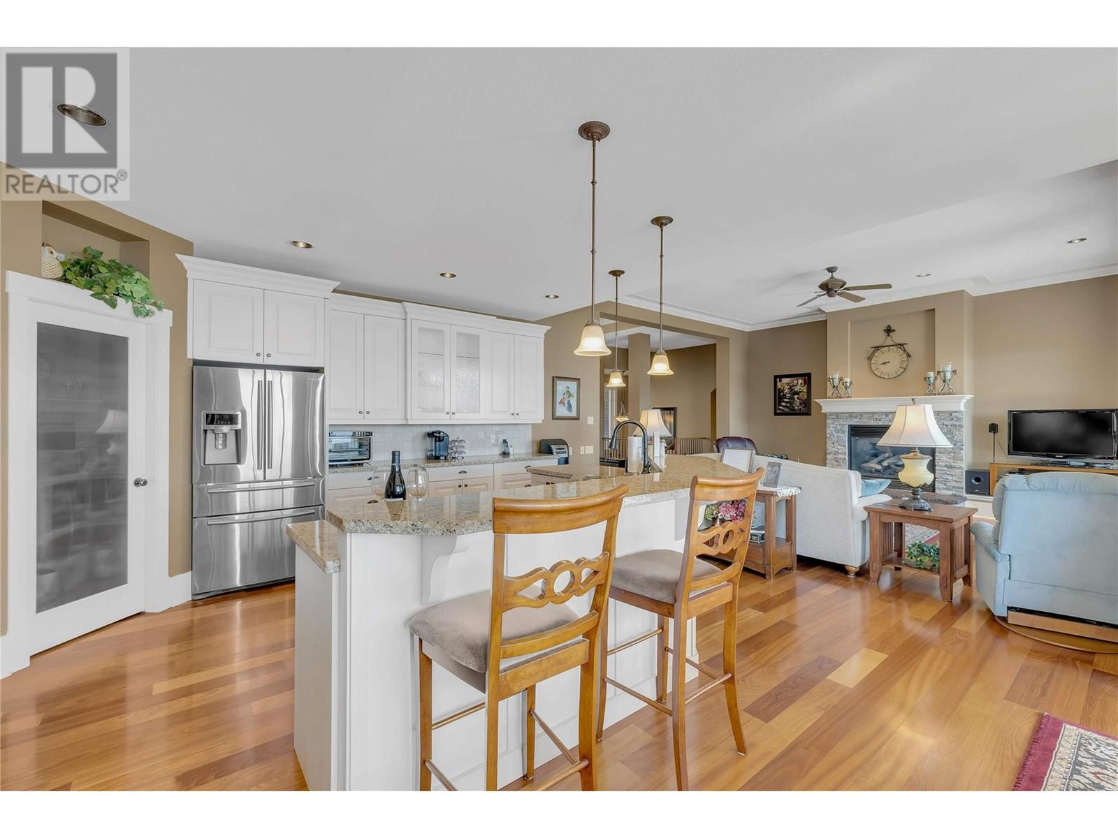  1487 Pinot Gris Drive, West Kelowna