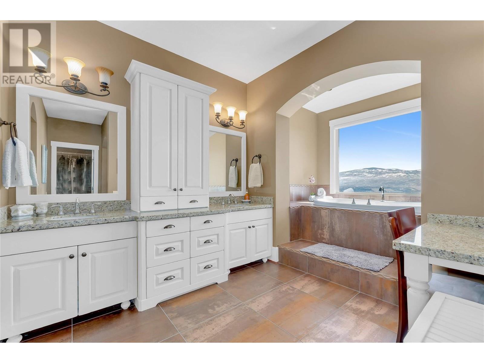  1487 Pinot Gris Drive, West Kelowna