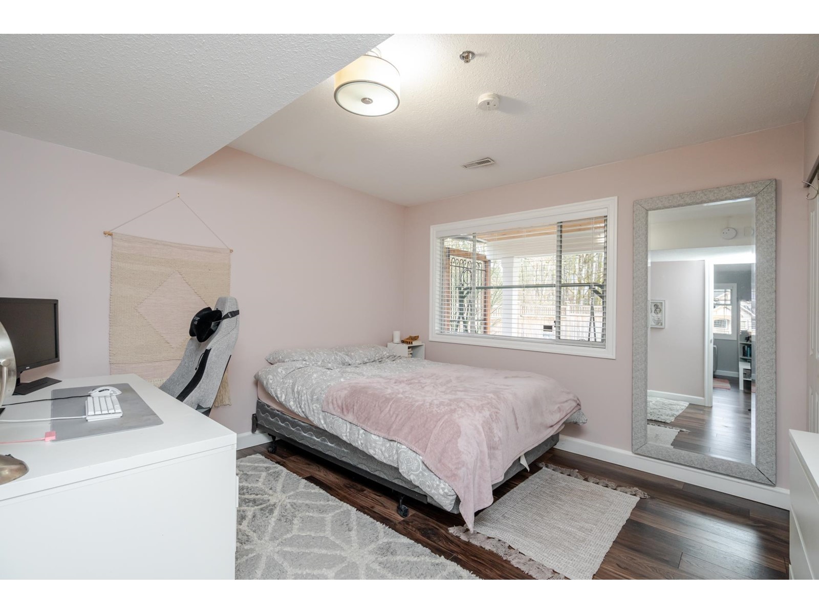 14756 WELLINGTON DRIVE, Surrey real estate listing R3001126