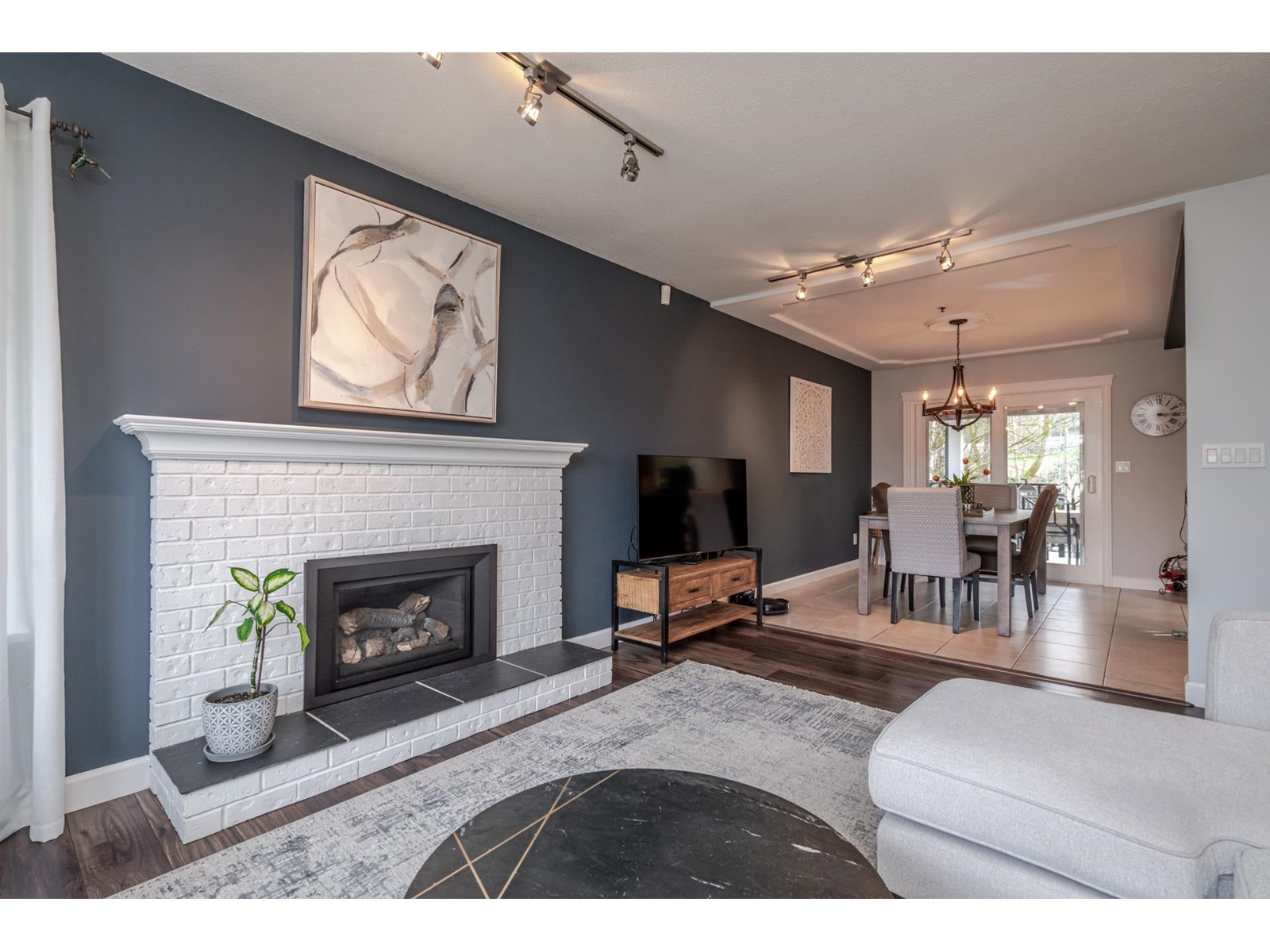 14756 WELLINGTON DRIVE, Surrey real estate listing R3001126
