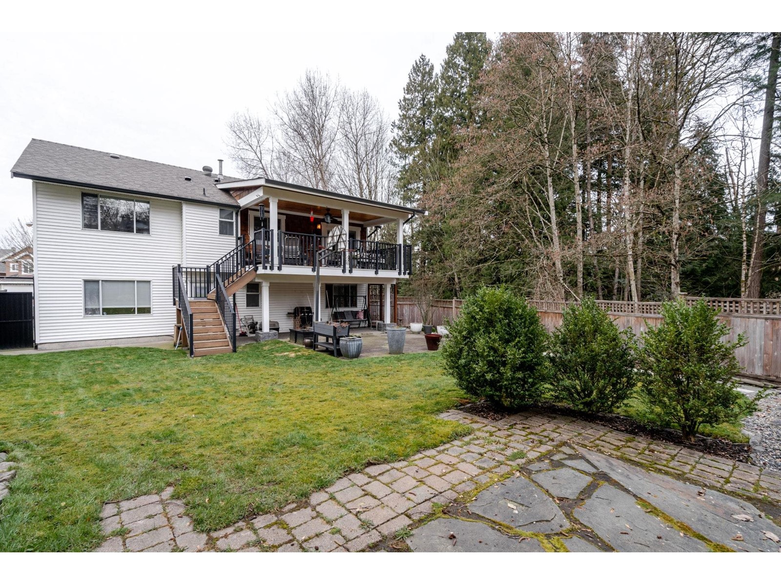 14756 WELLINGTON DRIVE, Surrey real estate listing R3001126