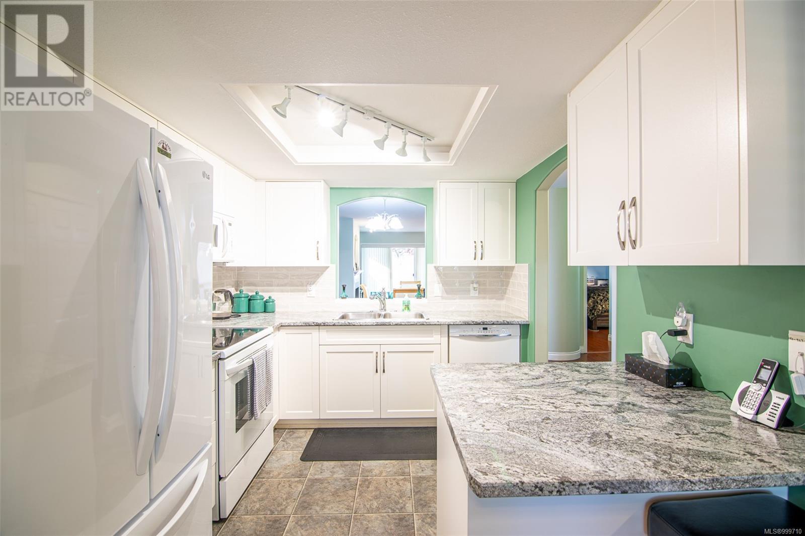 20 310 Pym St N, Parksville real estate listing 999710