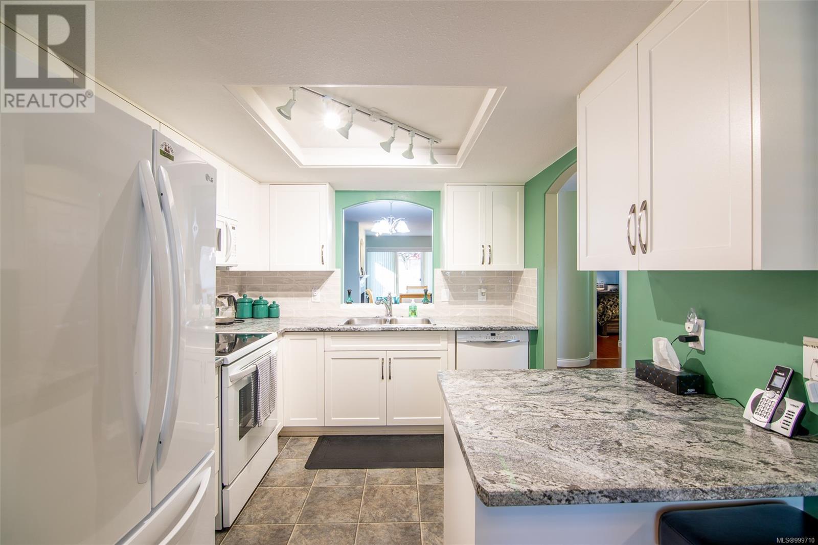 20 310 Pym St N, Parksville real estate listing 999710