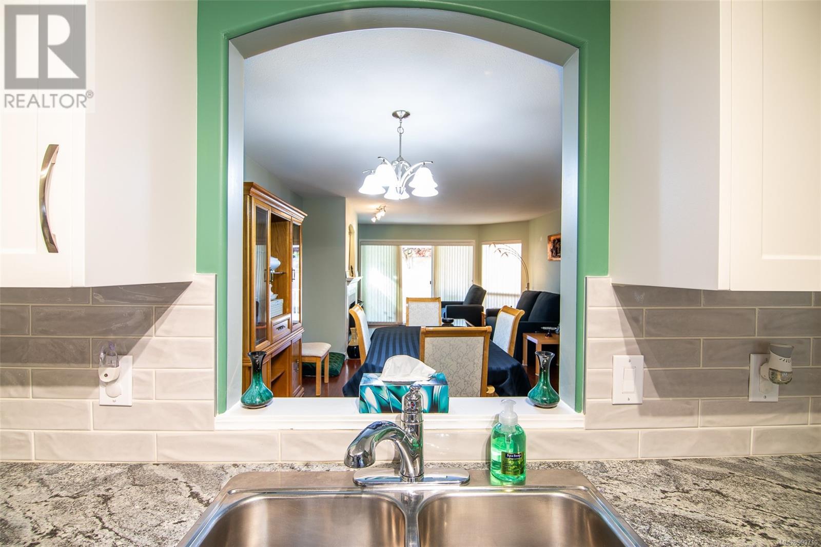 20 310 Pym St N, Parksville real estate listing 999710