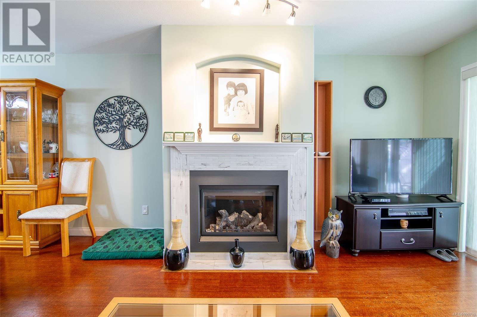 20 310 Pym St N, Parksville real estate listing 999710