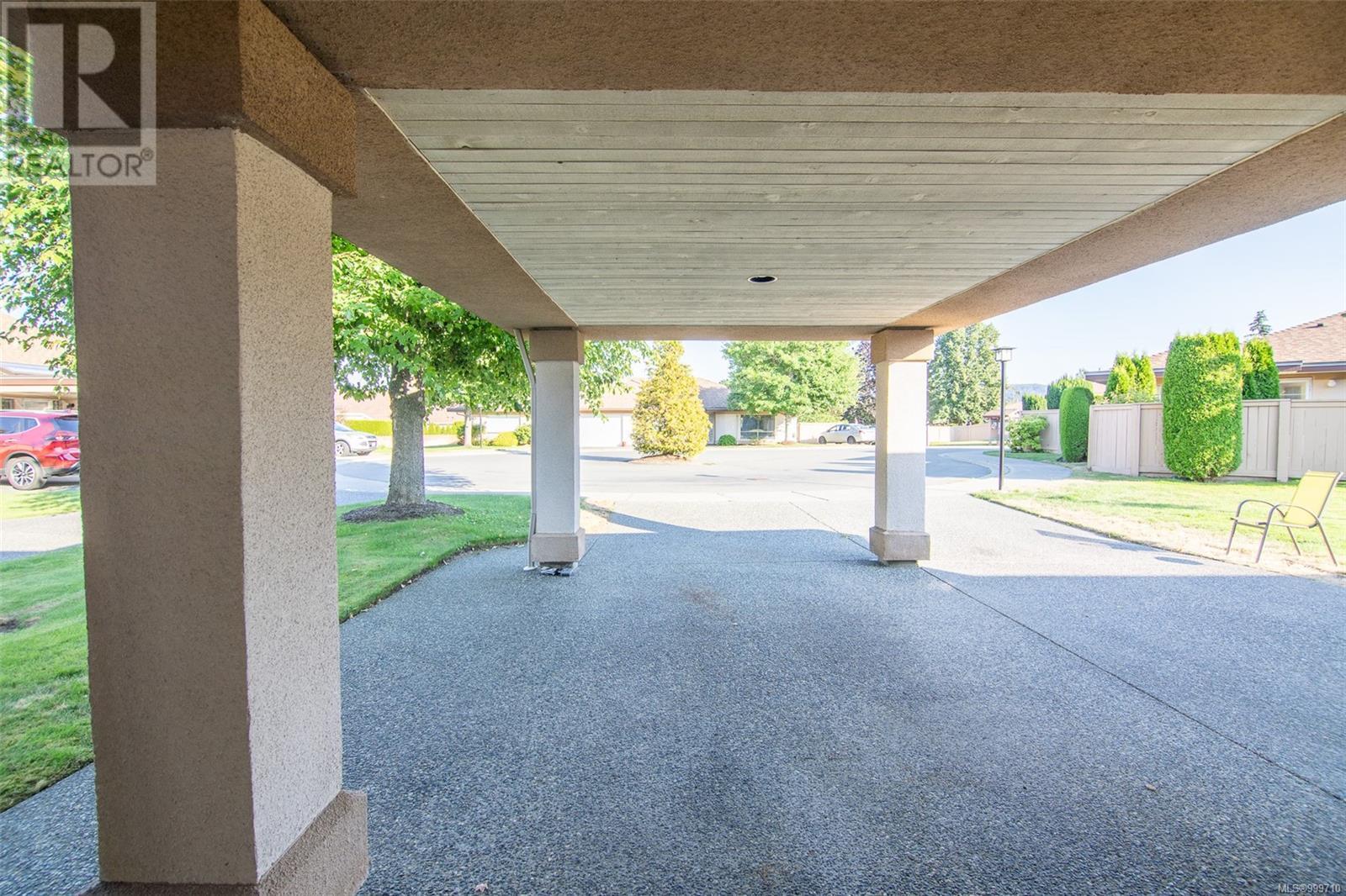 20 310 Pym St N, Parksville real estate listing 999710