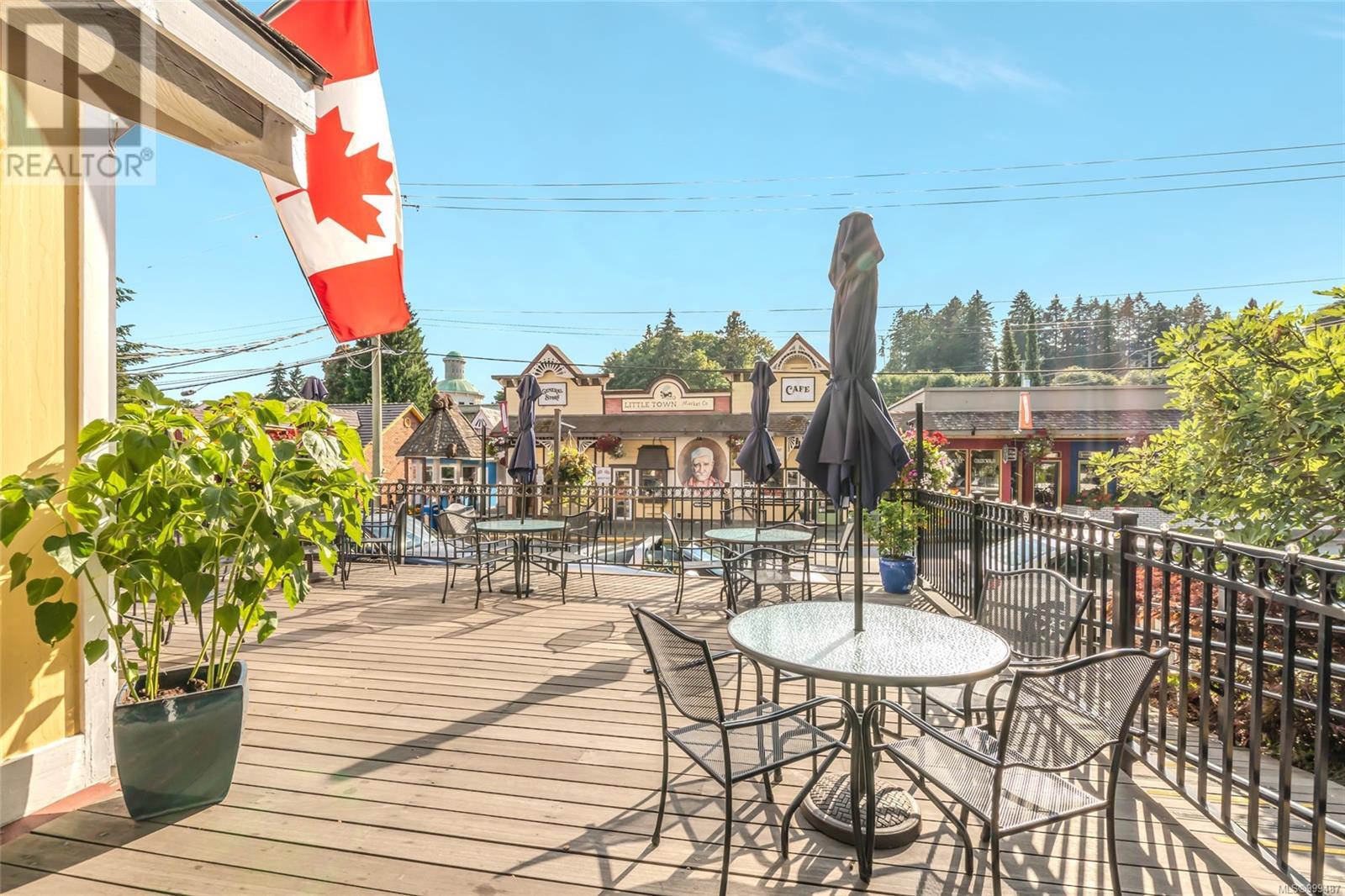 9749 Willow St, Chemainus