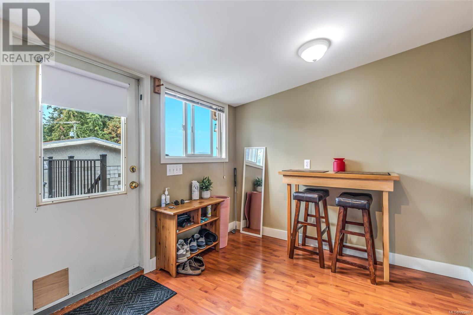 9749 Willow St, Chemainus