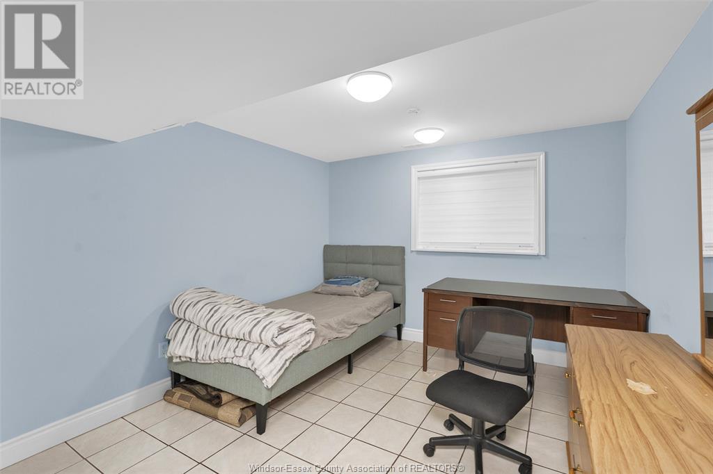 Photo 26 of 1011 Wyandotte, Windsor ON