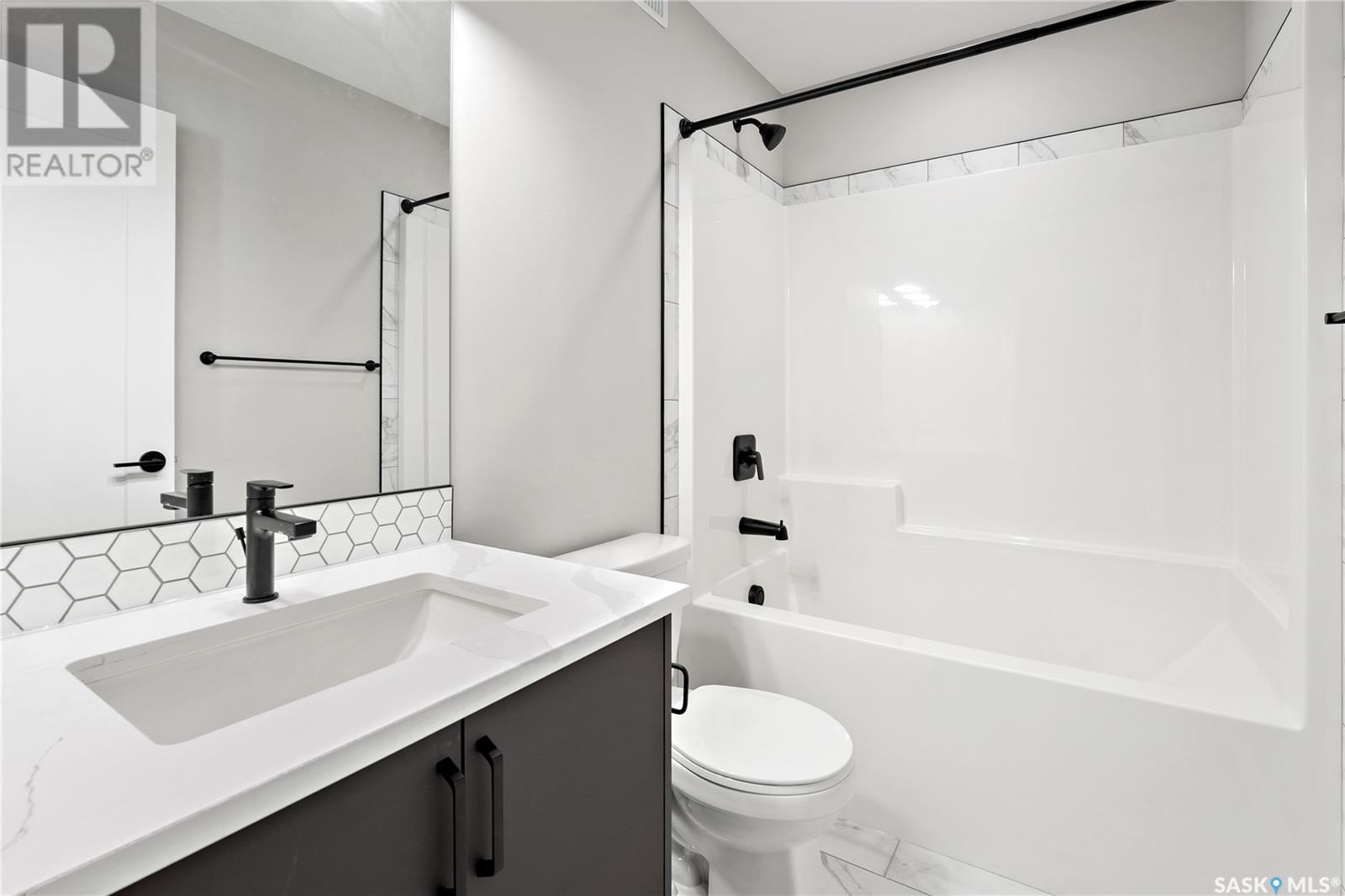 Photo 28 of 3060 Dumont Way, Regina SK