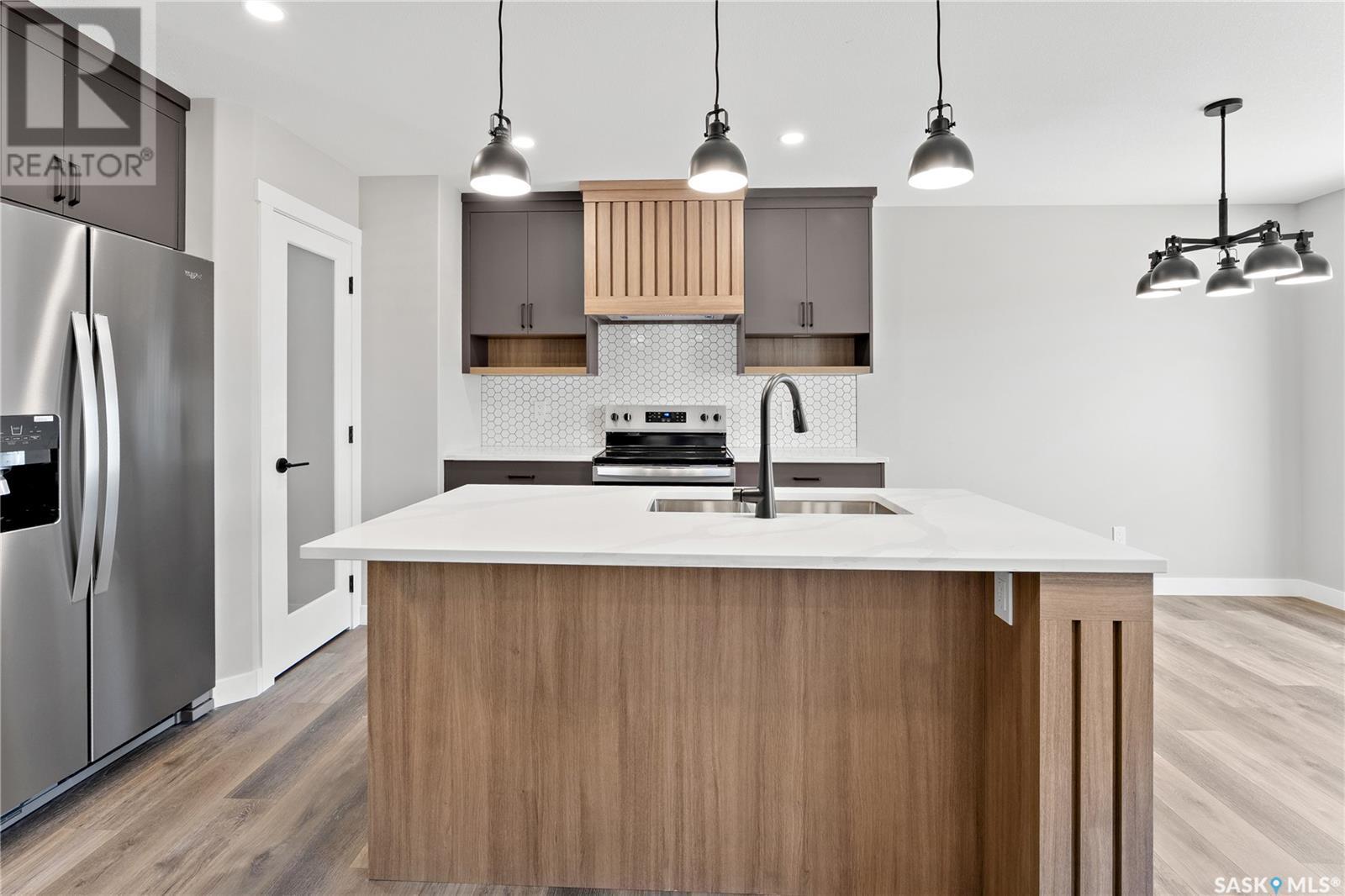 Photo 7 of 3060 Dumont Way, Regina SK