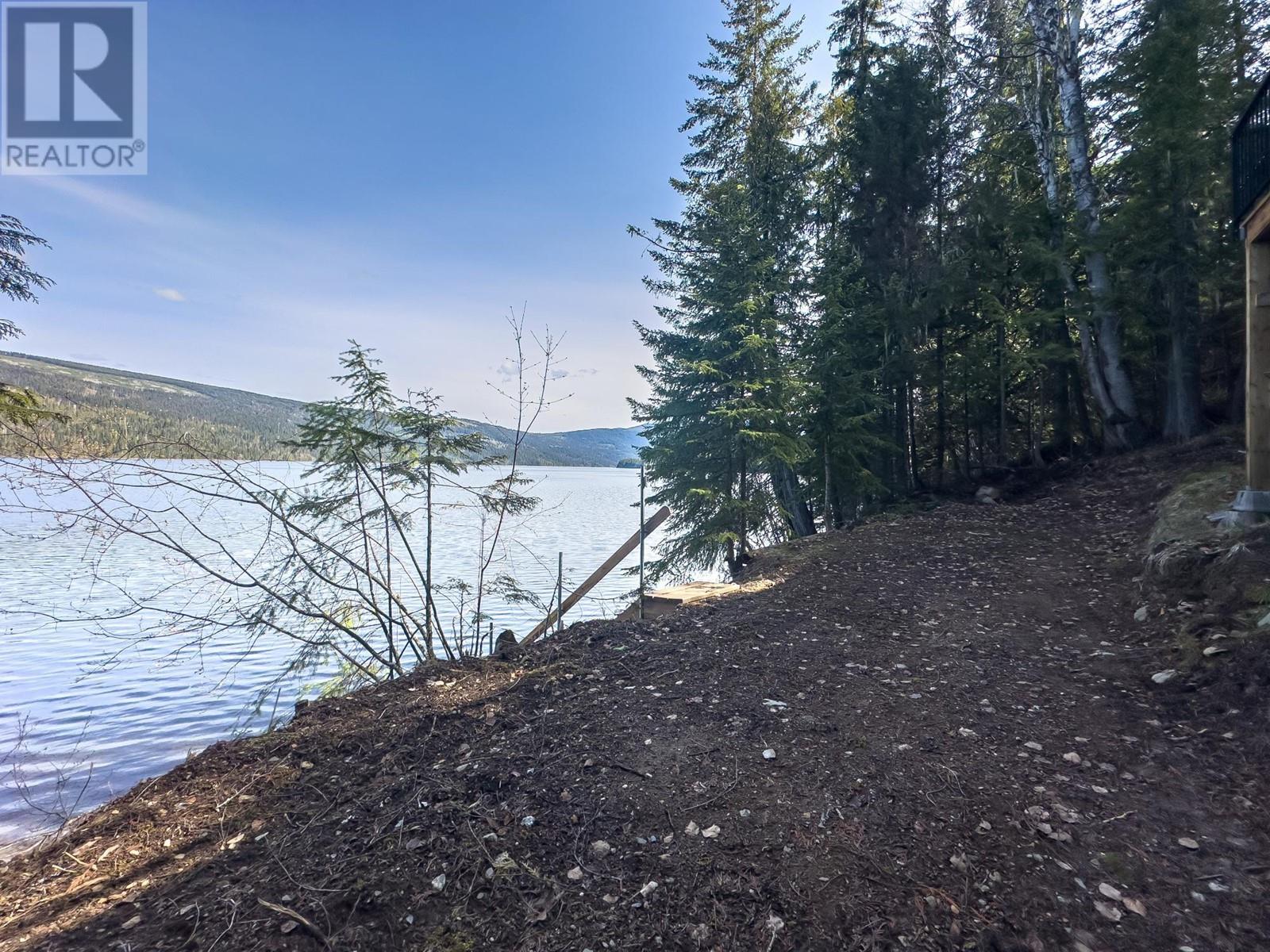 Photo 4 of 5305 East Barriere Fsr Lake, Barriere BC