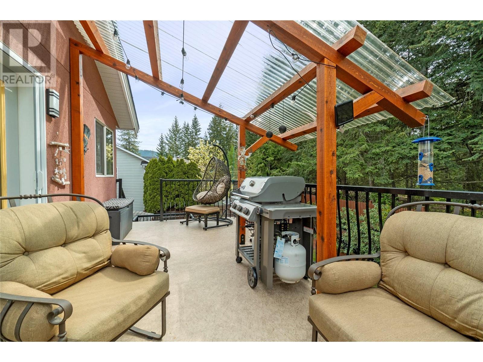  2648 4B Avenue Southeast, Salmon Arm