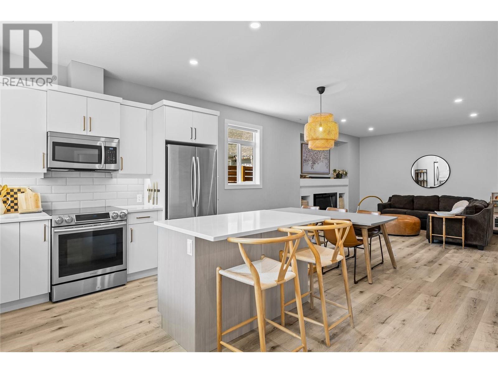  939 Stockwell Avenue, Kelowna