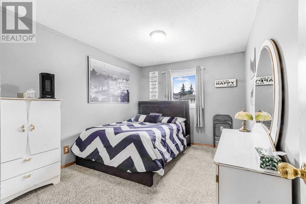 Single Family House for Sale in  Arbour Stone Close NW Arbour Lake Calgary 