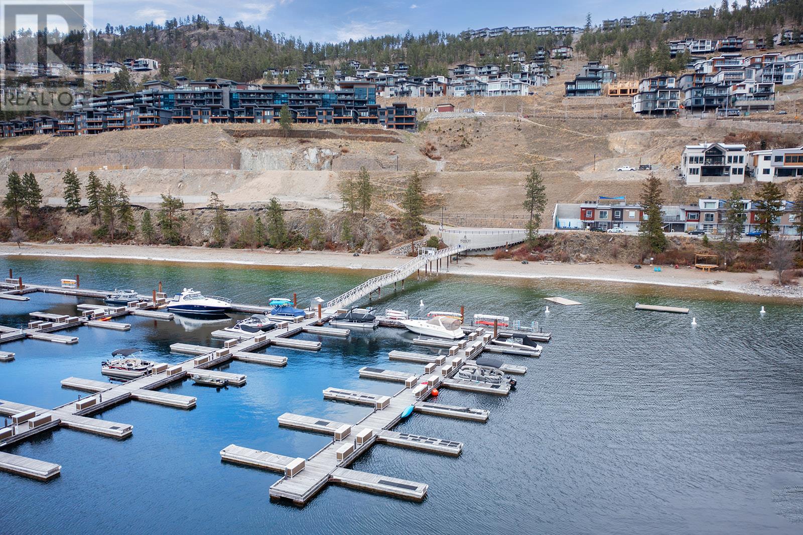 3332 Black Pine Lane, Kelowna