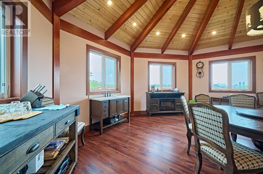 Single Family House Bungalow for Sale in  St Andrews Place NW St Andrews Heights Calgary 