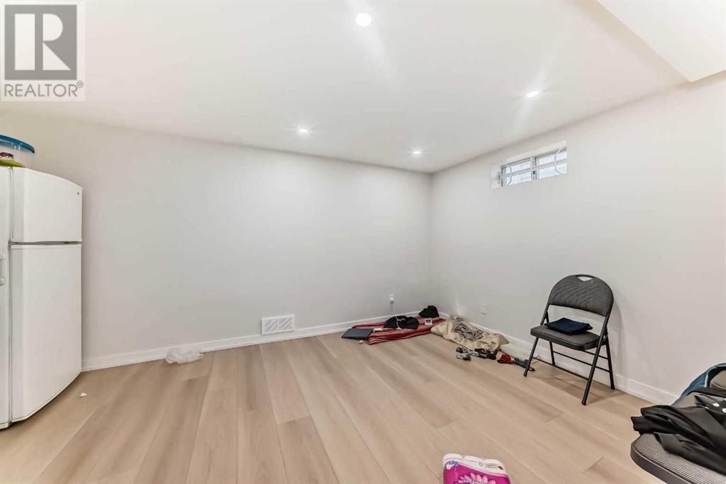 Single Family House for Sale in  Martinbrook Road NE Martindale Calgary 