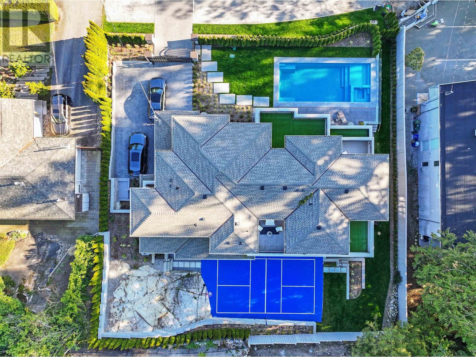 4141 BURKEHILL ROAD, West Vancouver