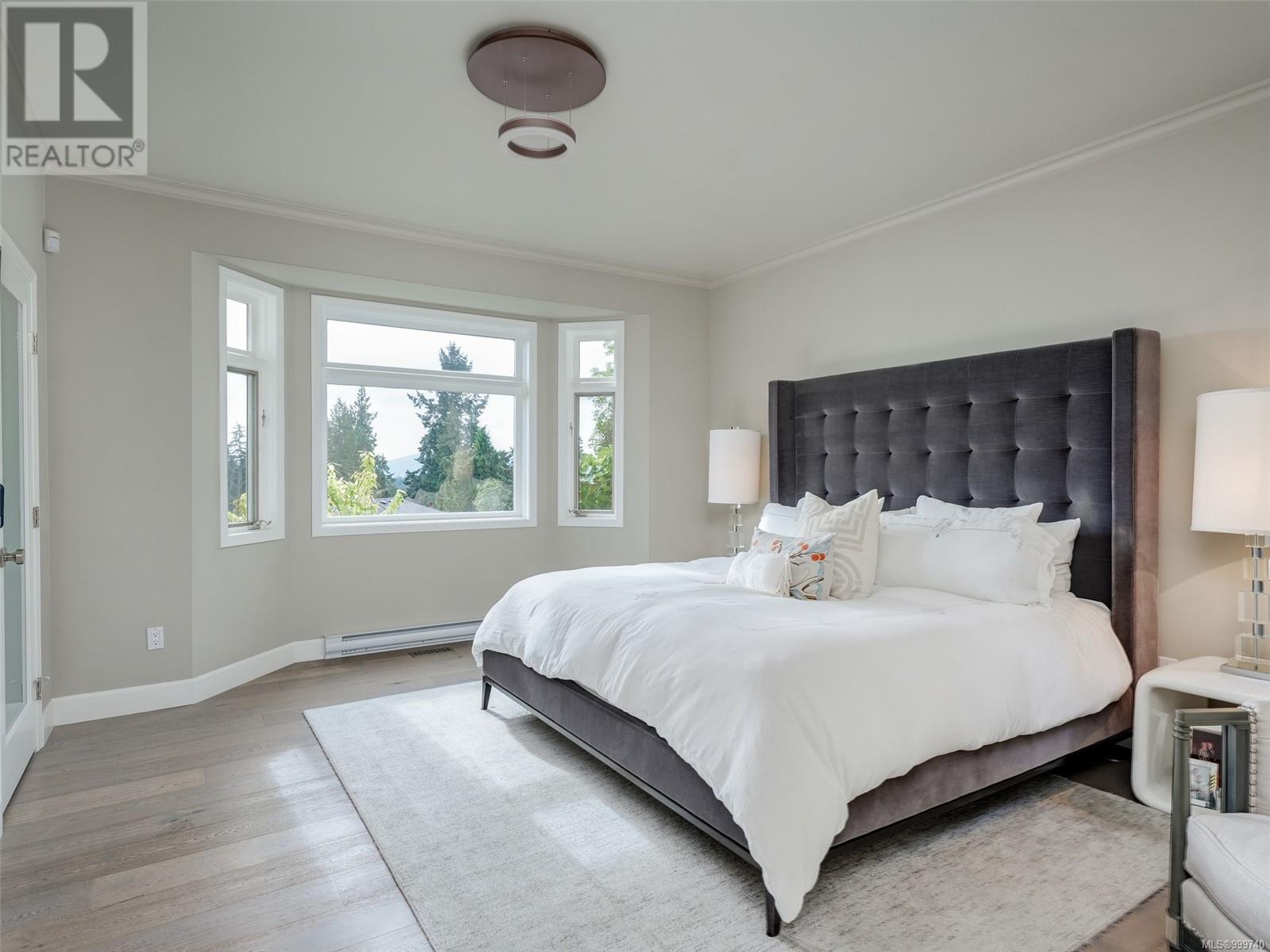 1345 Readings Dr, North Saanich
