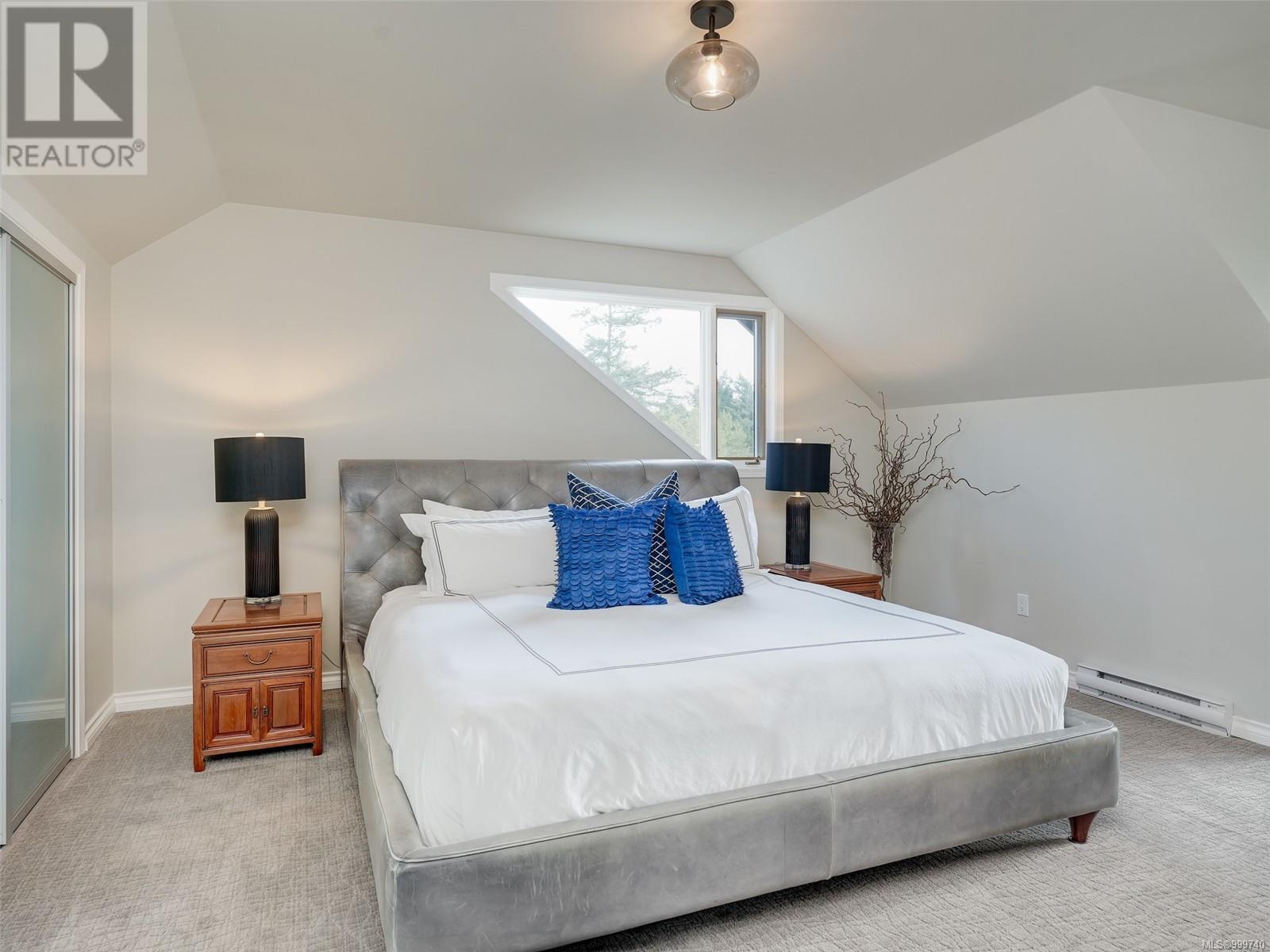 1345 Readings Dr, North Saanich