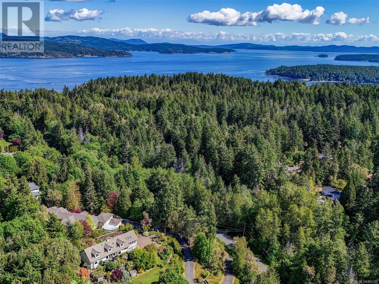 1345 Readings Dr, North Saanich